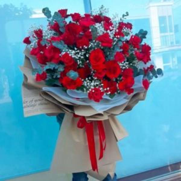 Bó hoa hồng đỏ đẹp BNB543